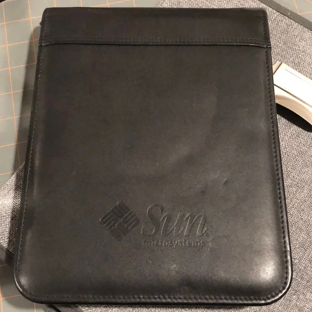 Sun Microsystems genuine leather professional zip portfolio